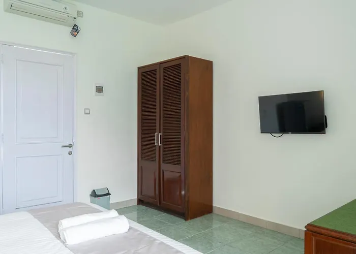 New Mandurah Гостевой дом 3*